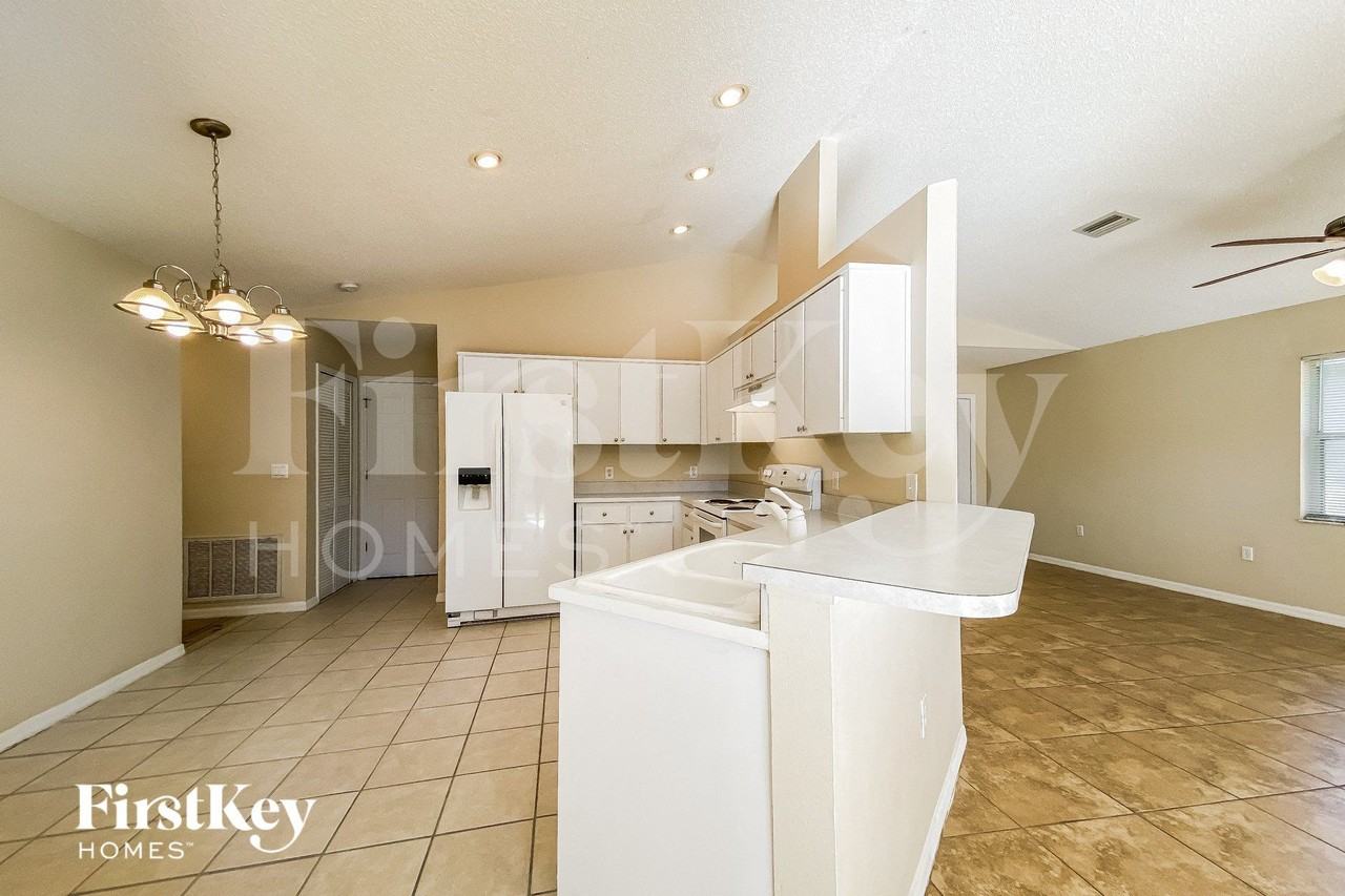 8418 Goldome Dr - Photo 6 of 15