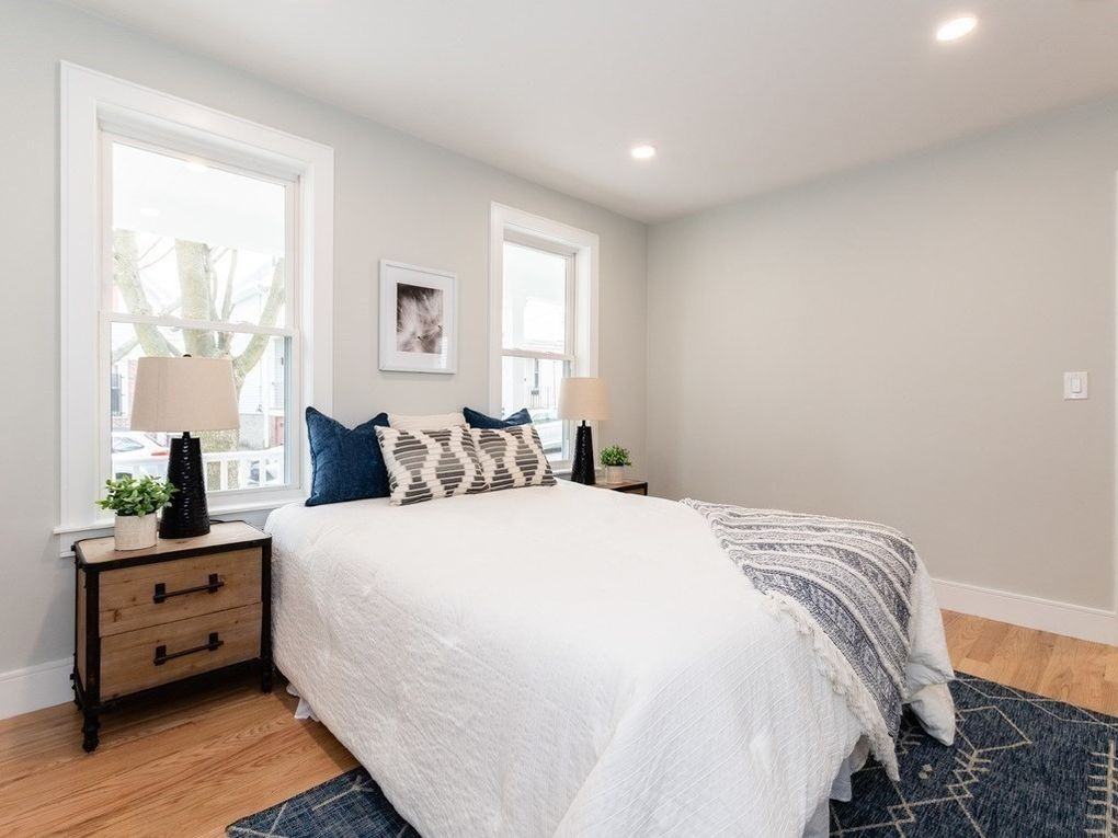 70 Moreland St #1 - Photo 3 of 8