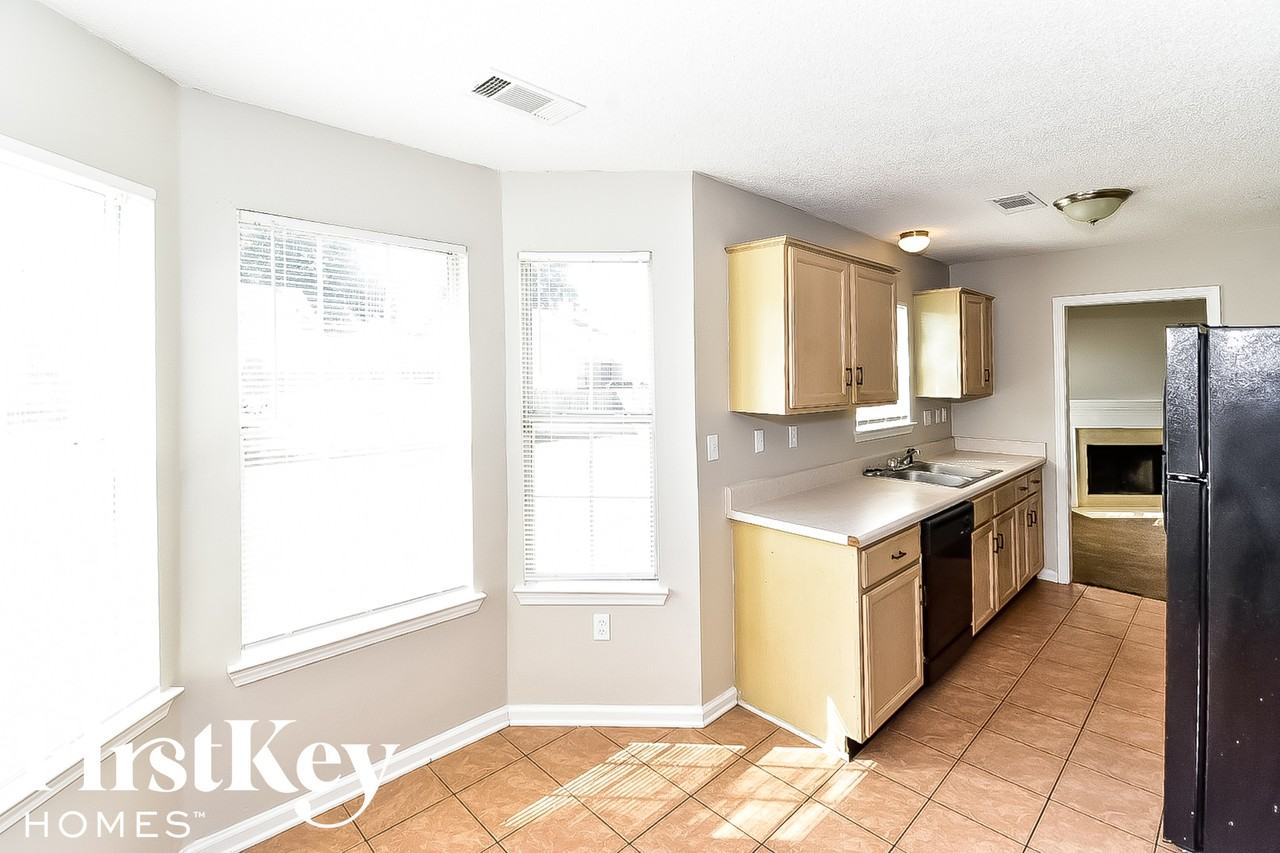 7567 Spring Morning Ct - Photo 5 of 15