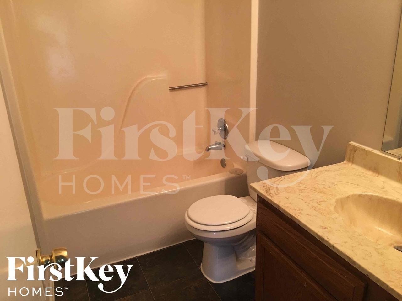 5944 Bishop Dale Dr - Photo 5 of 10