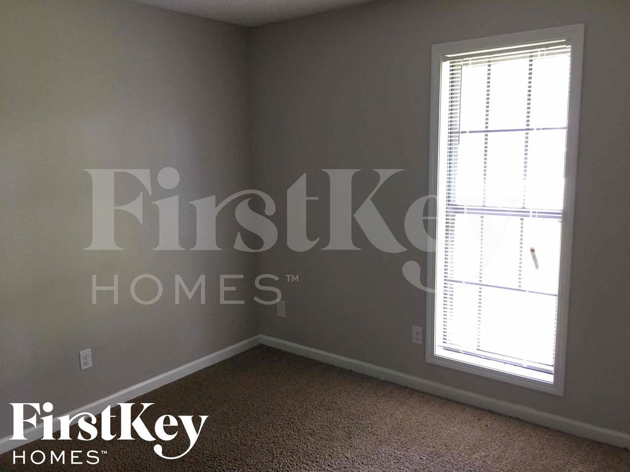 5944 Bishop Dale Dr - Photo 7 of 10