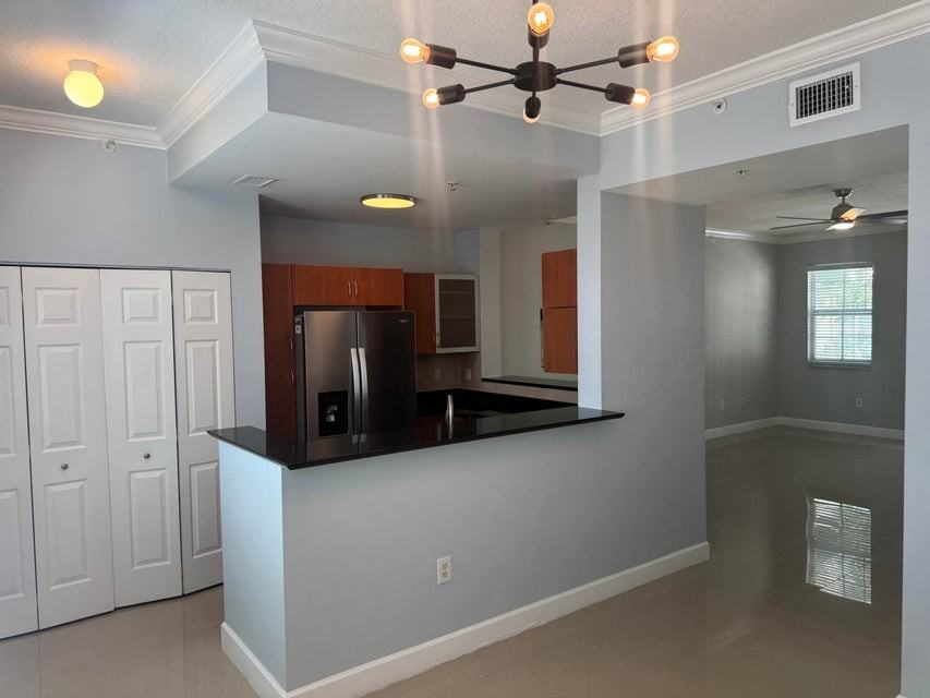 356 Moorings Dr #356 - Photo 6 of 8