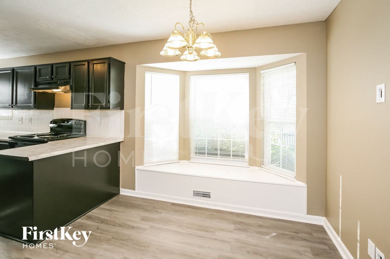 4031 Pittman Pl - Photo 5 of 15