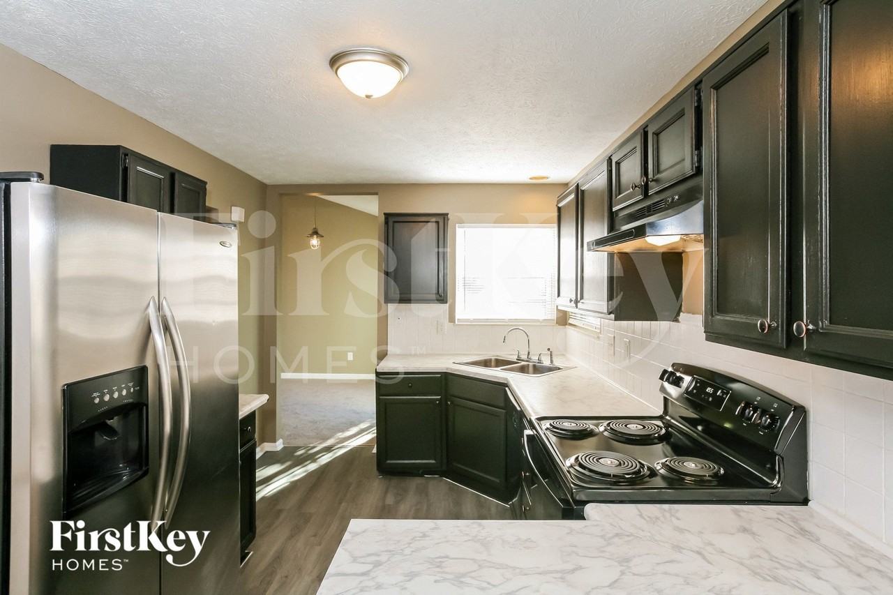 4031 Pittman Pl - Photo 6 of 15