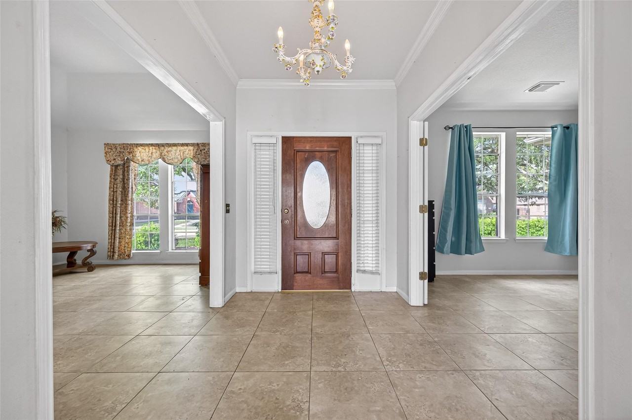 12727 Magnolia Leaf St - Photo 2 of 18