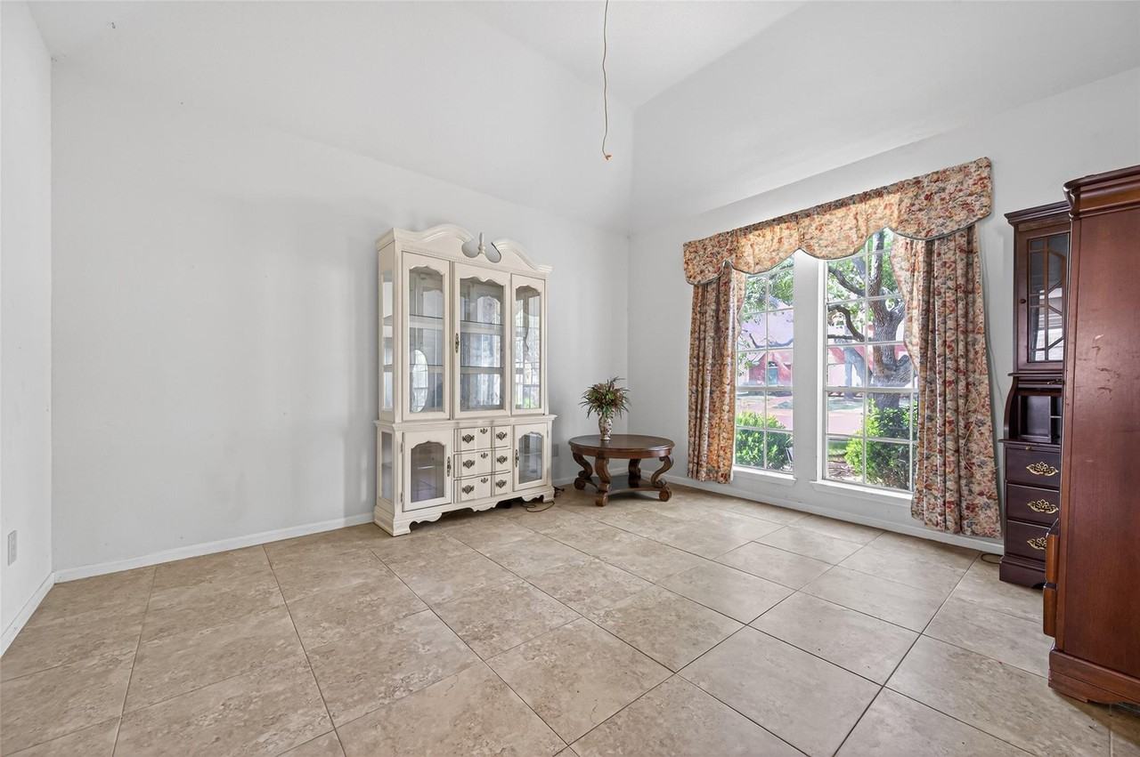 12727 Magnolia Leaf St - Photo 3 of 18