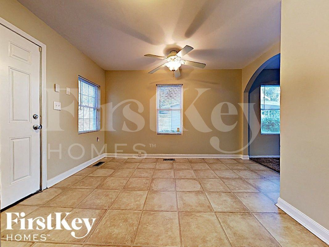 21 Concord Ave - Photo 6 of 15