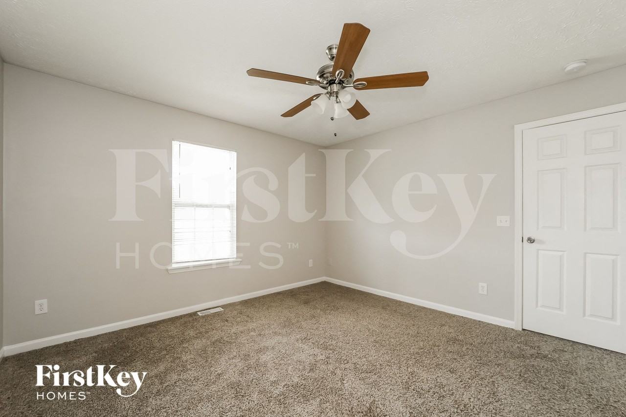 208 Pleasant Way - Photo 6 of 15