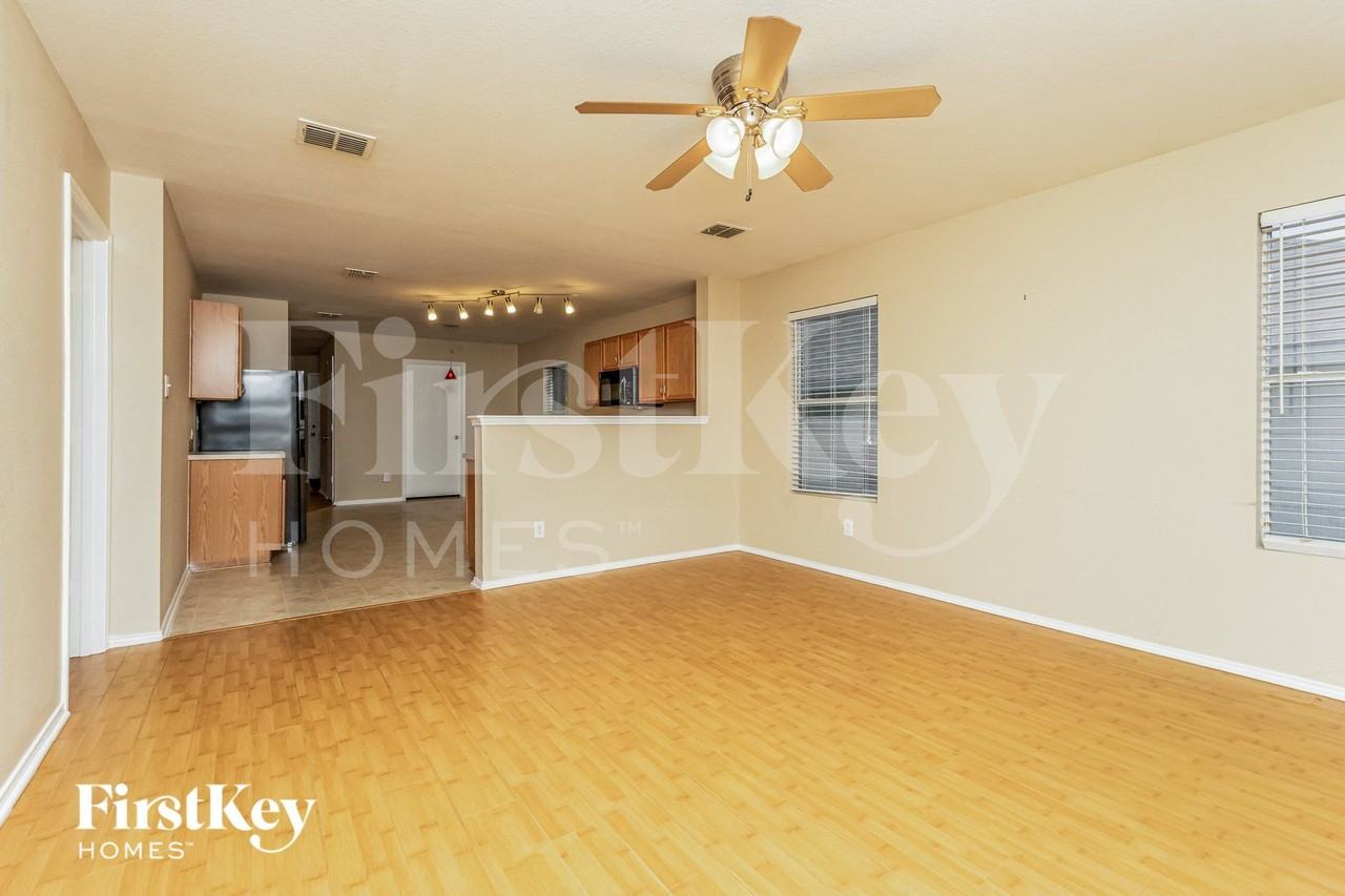 2015 Angel Way - Photo 6 of 15