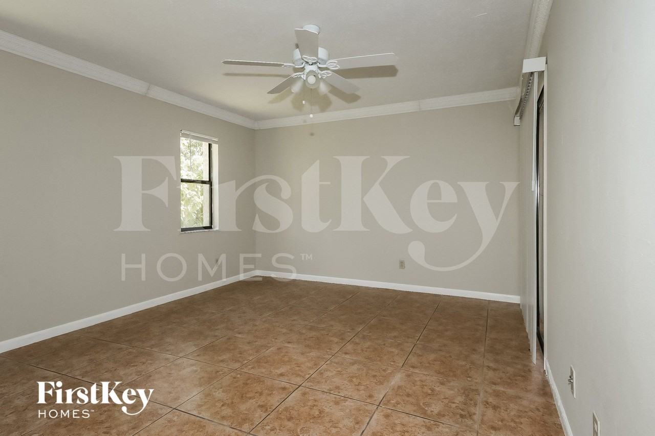 1829 Sw California Blvd - Photo 6 of 15