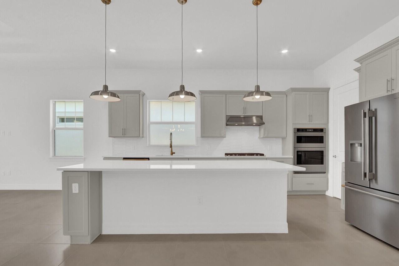 10514 Northbrook Cir - Photo 6 of 40