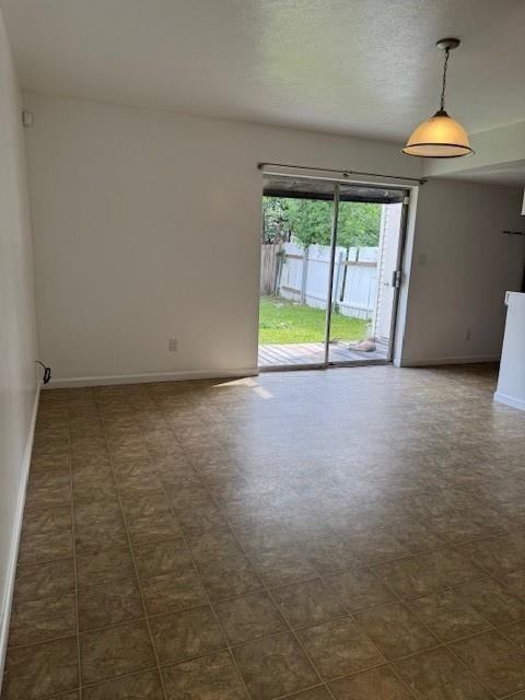 3708 Saratoga Dr - Photo 5 of 15