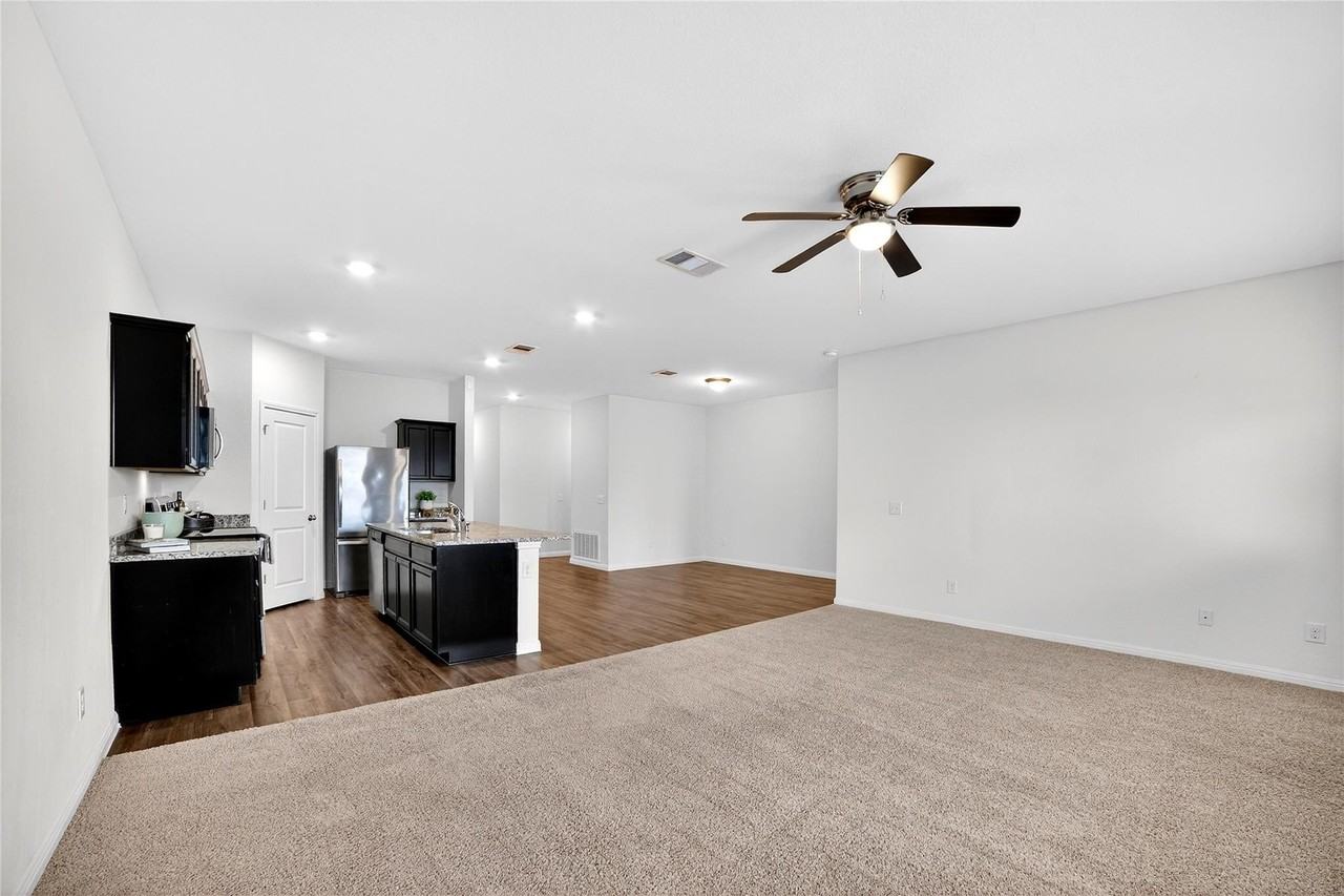 14413 Shooter Mc Gavin Dr - Photo 6 of 37