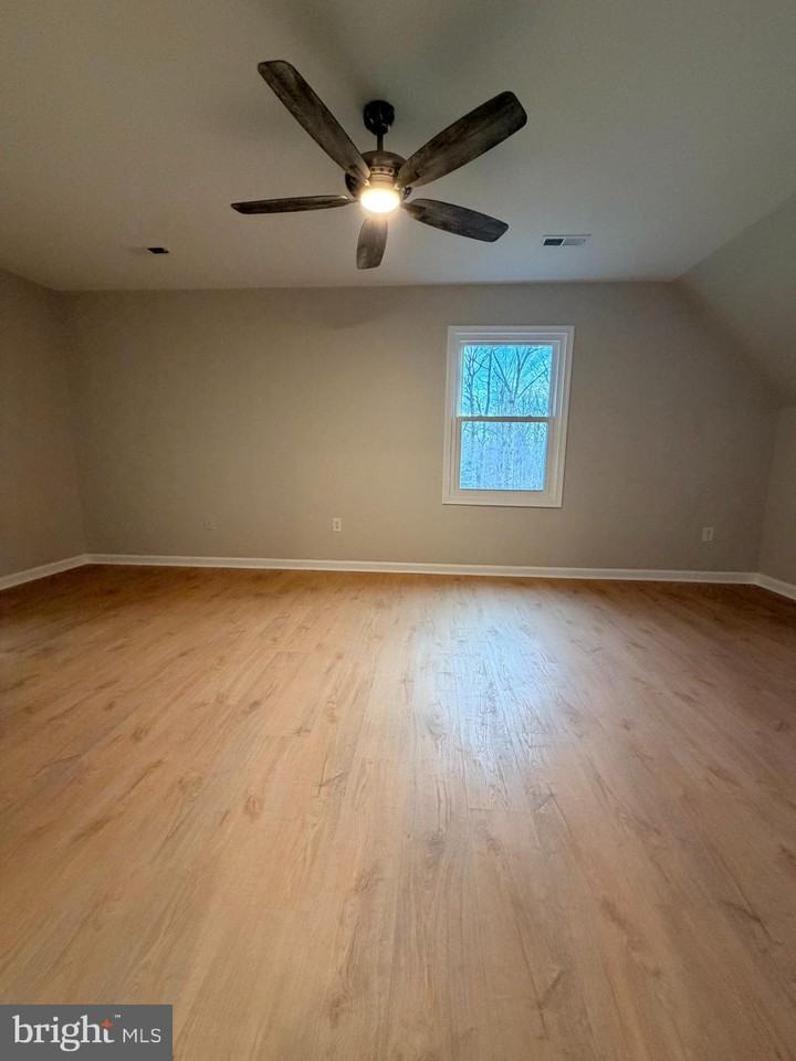 203 Sea Cliff Dr - Photo 6 of 11