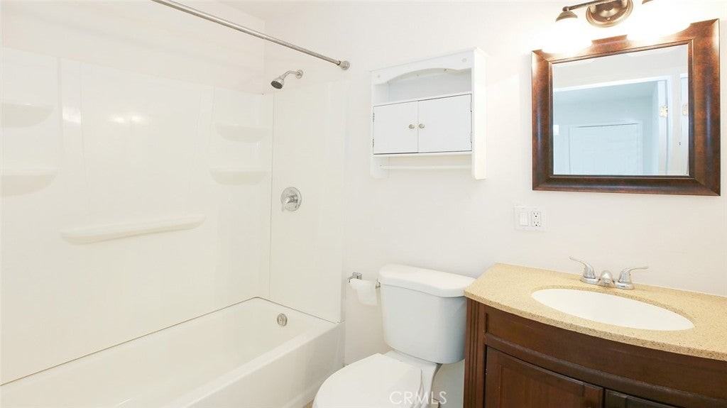 1206 Mountain View St - Photo 7 of 11