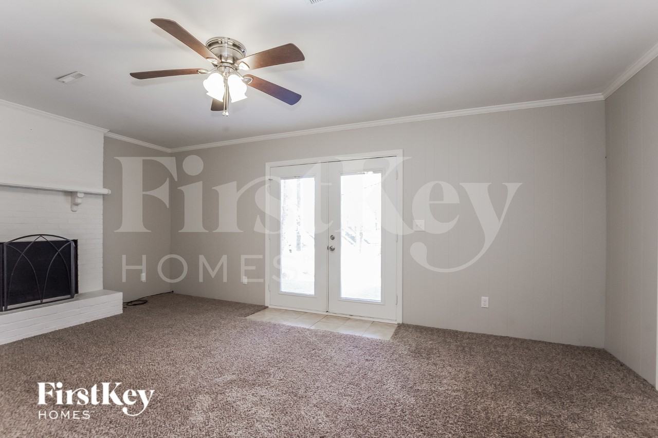 13507 Idlefield Ln - Photo 3 of 16