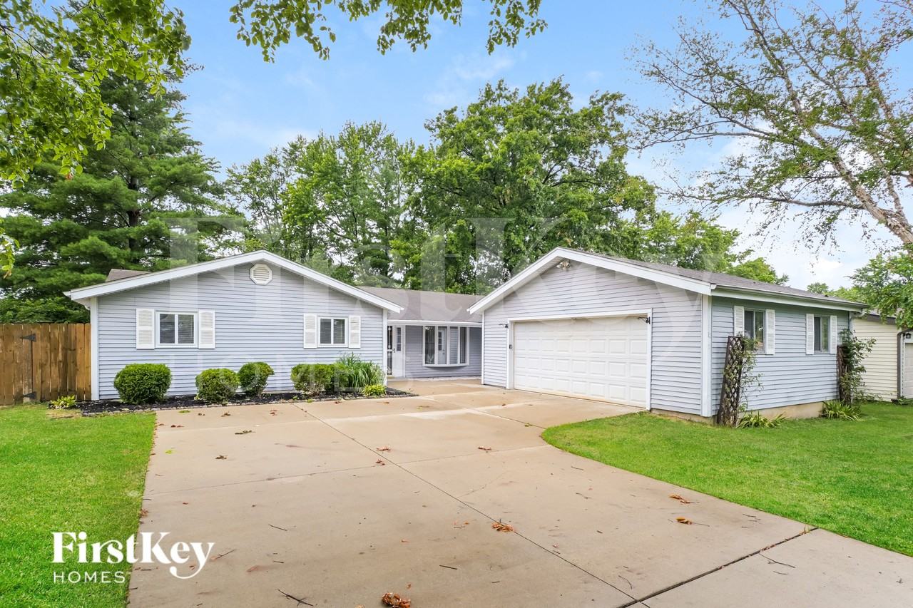 11 S Lang Dr - Photo 2 of 16