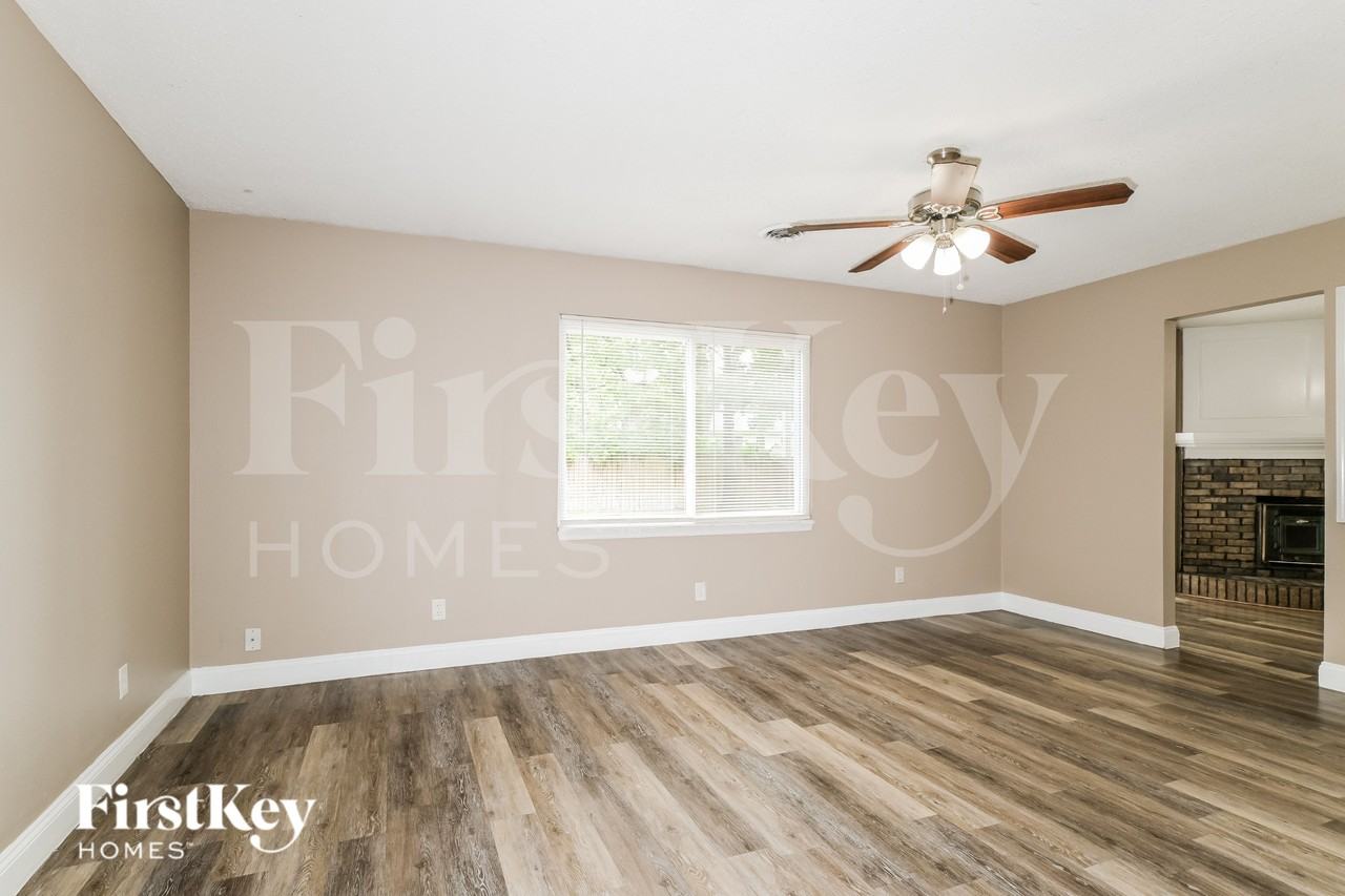 11 S Lang Dr - Photo 3 of 16