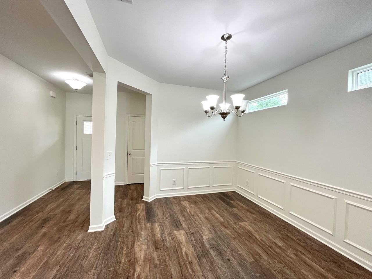 105 E Coker Way - Photo 5 of 23