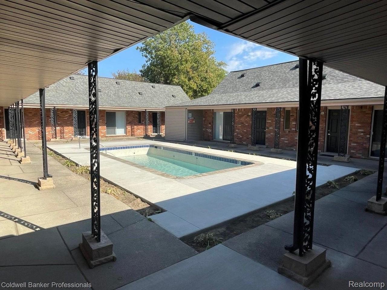 620 E Lincoln Ave - Photo 6 of 14