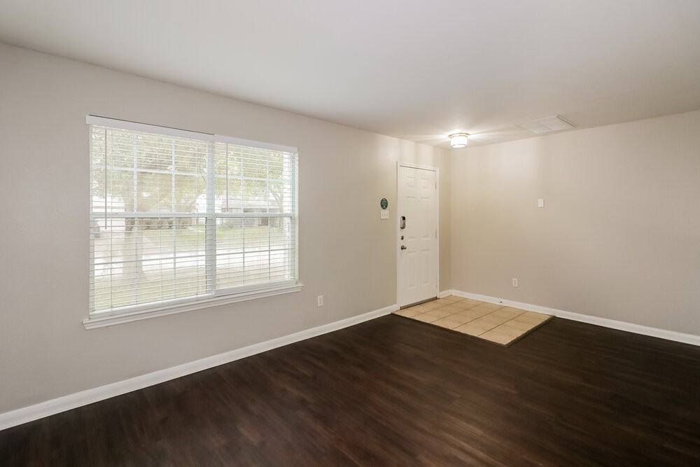 9618 Eagle Eye Ln - Photo 5 of 17