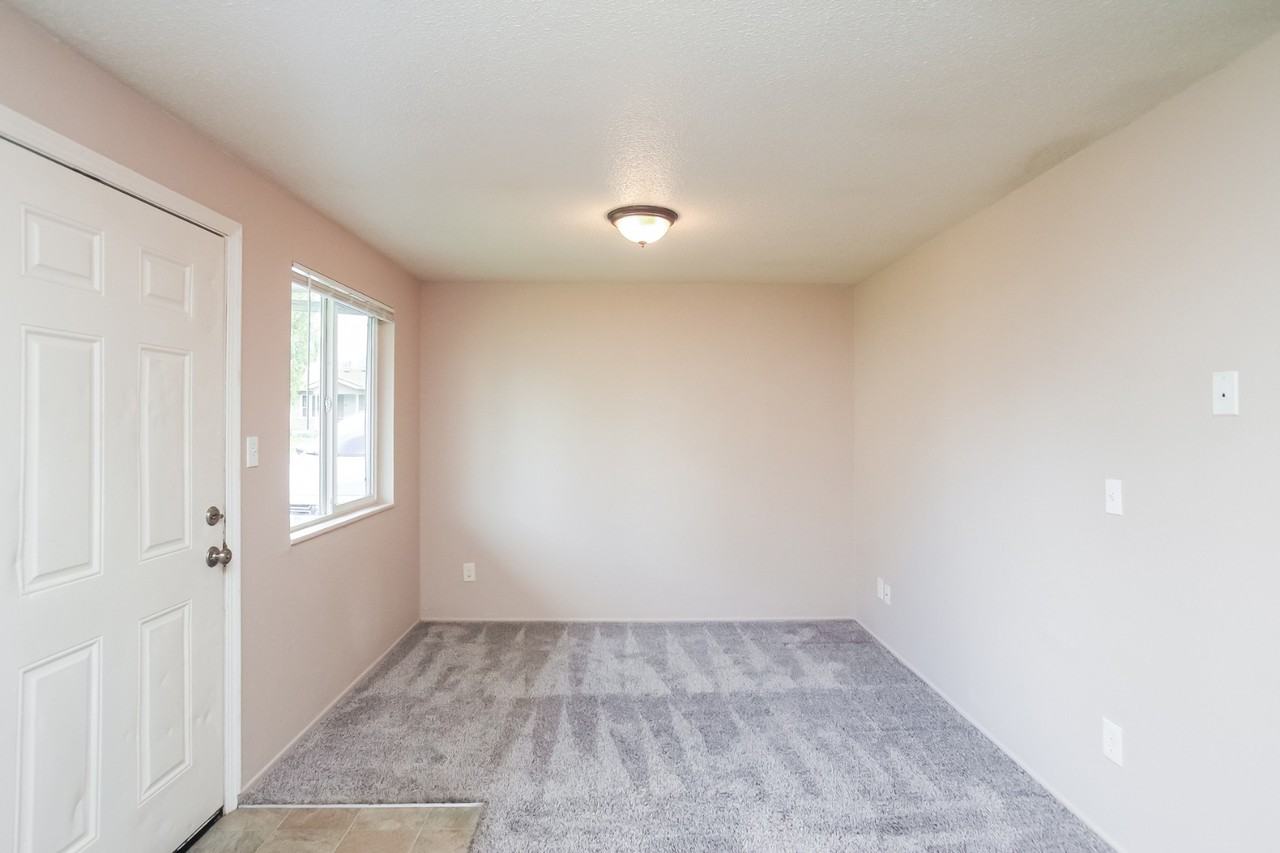 8314 Orchard St Sw #8314 - Photo 3 of 14