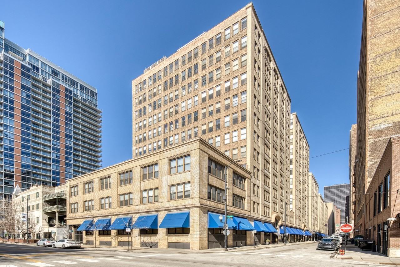 780 S Federal St #407