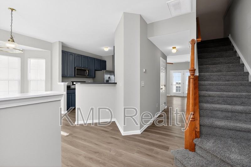12337 Verdant Ct - Photo 2 of 17