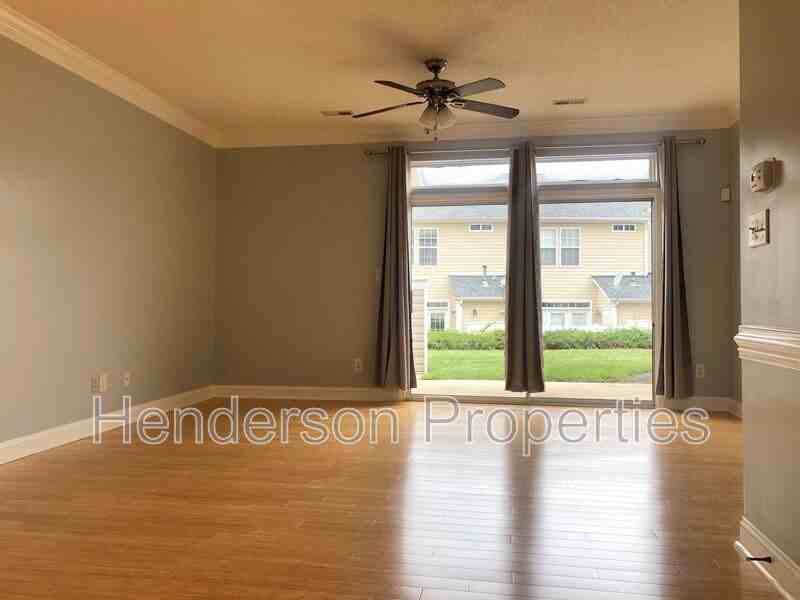 1513 Sylvia Ct - Photo 2 of 17