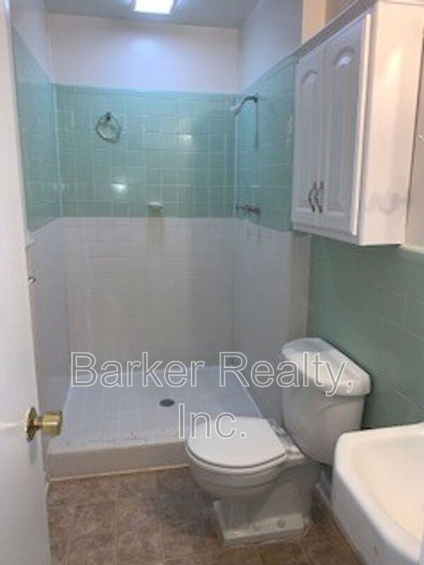 2302 Lora Ln - Photo 7 of 16