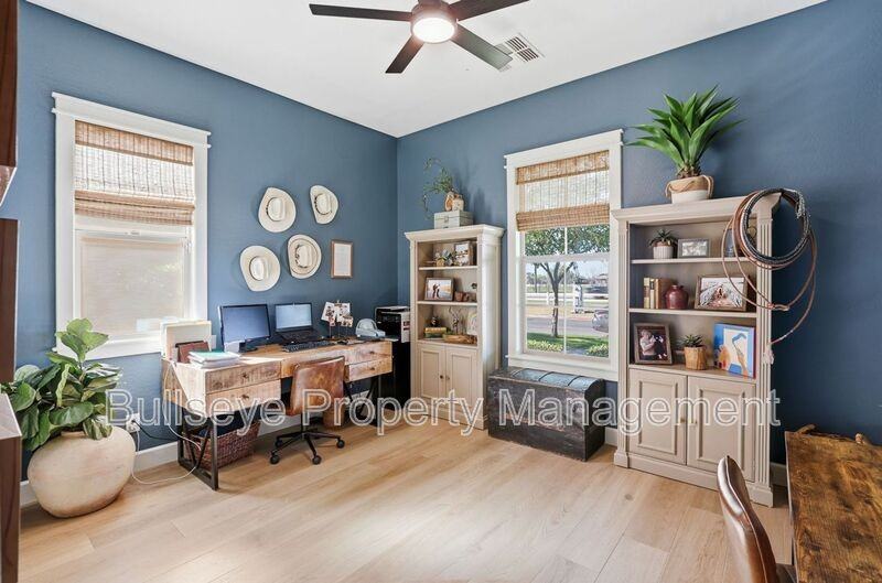 4073 E Weather Vane Rd - Photo 7 of 50