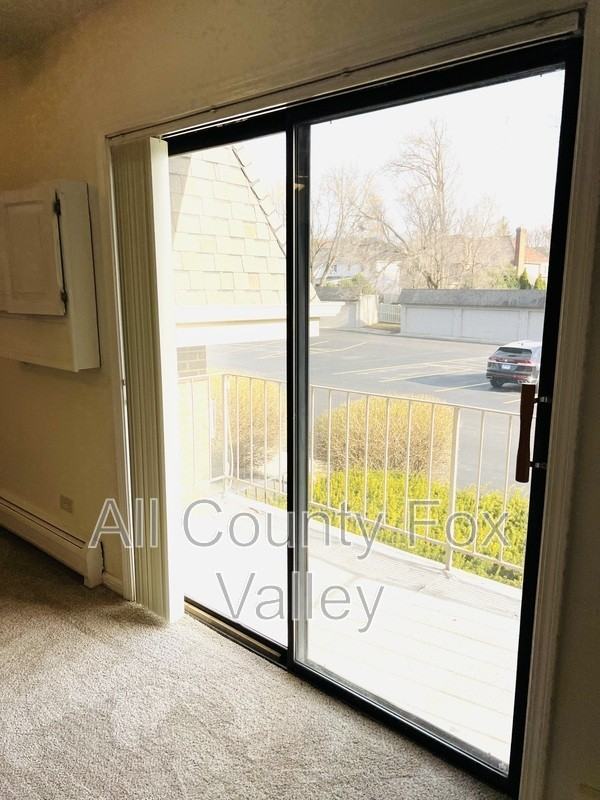 264 E Bailey Rd #E - Photo 7 of 14