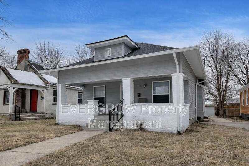 2021 Mansfield St - Photo 3 of 35