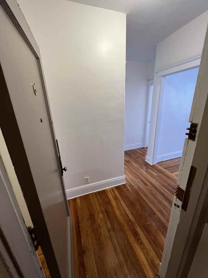 80 Sutherland Rd #6 - Photo 2 of 50