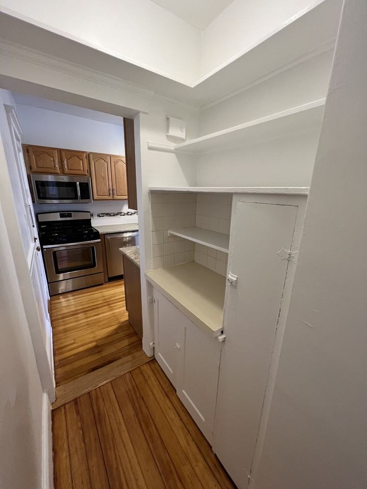 80 Sutherland Rd #6 - Photo 6 of 50