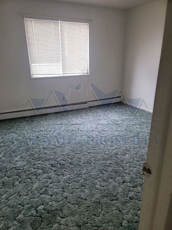 2310 E Garfield St #B3 - Photo 4 of 8