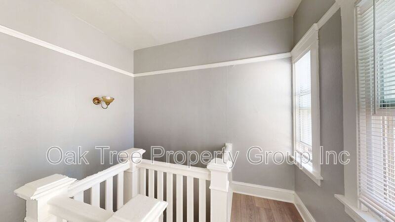 4152 Brookdale Ave - Photo 6 of 33