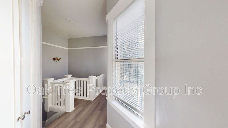 4152 Brookdale Ave - Photo 7 of 33