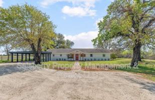 featured image of 3137 N Fm 200