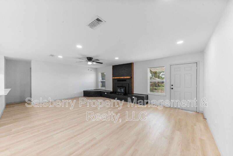 3137 N Fm 200 - Photo 3 of 24