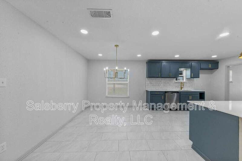 3137 N Fm 200 - Photo 6 of 24