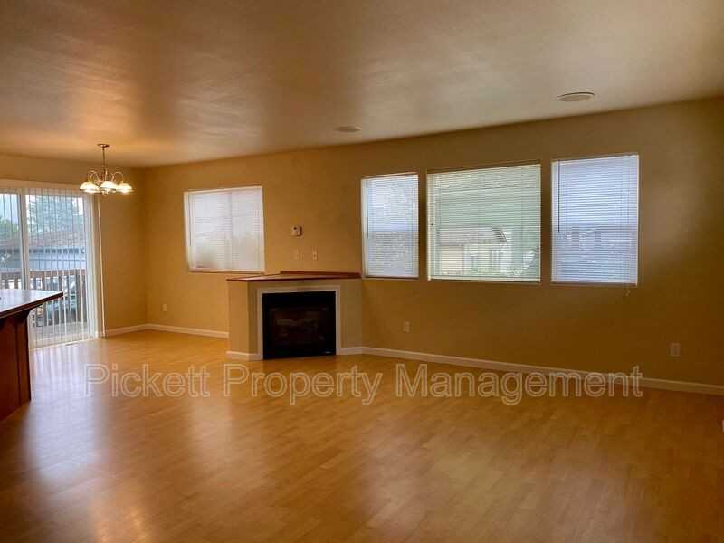 1118 Park Ave - Photo 2 of 14