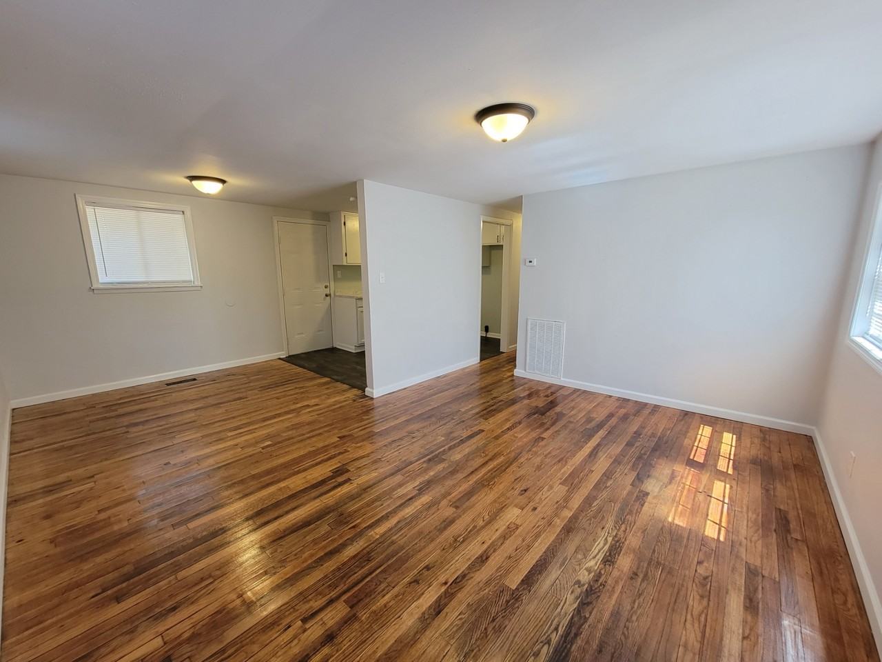 596 Fredrick St - Photo 3 of 13