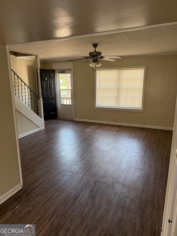 1006 5th Ave #A - Photo 3 of 12