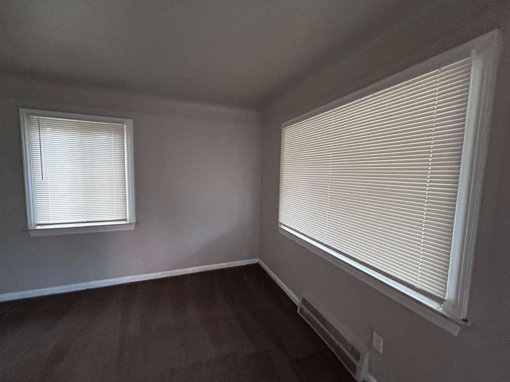 9115 Braile St - Photo 3 of 7