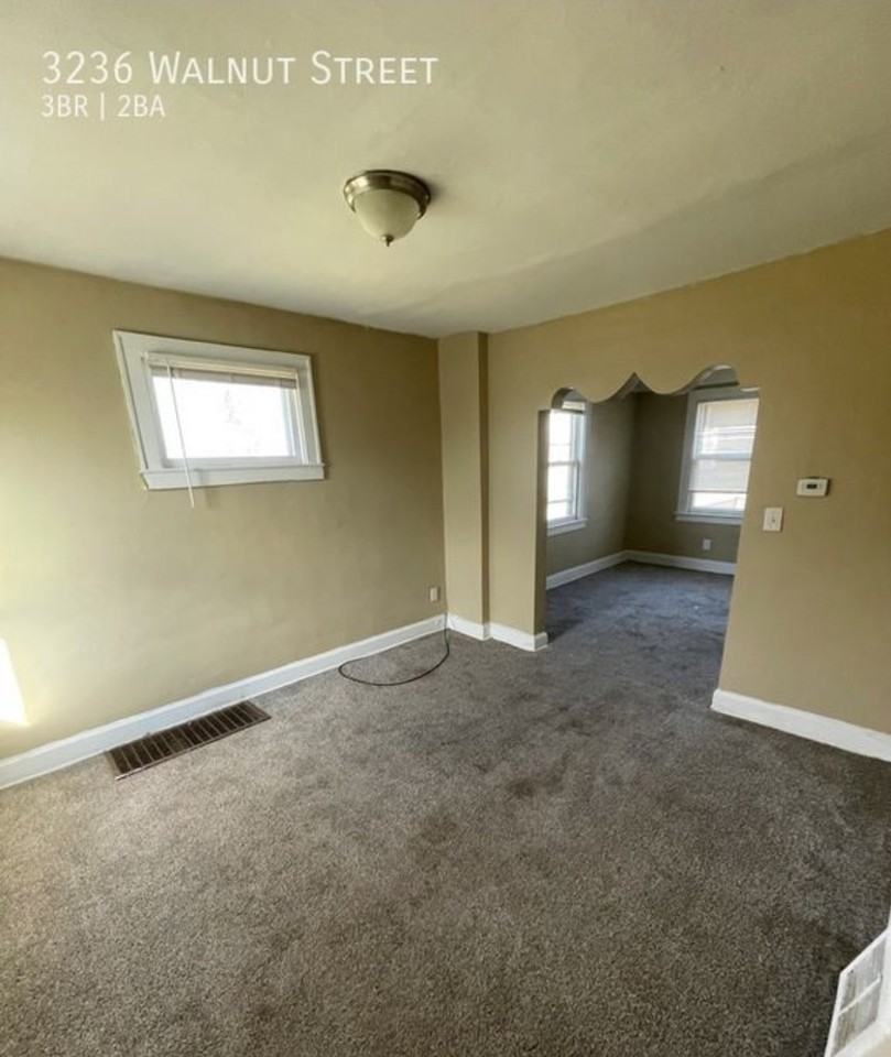 3236 Walnut St - Photo 7 of 12
