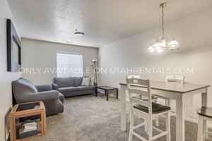 featured image of 112 W Cougar Blvd #307U