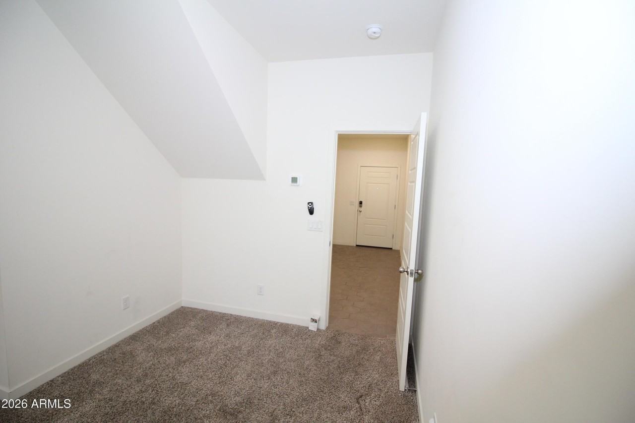 2215 W Harmont Dr - Photo 3 of 19