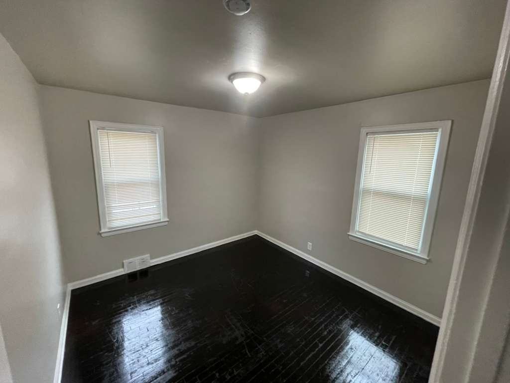 18556 Kentfield St - Photo 7 of 10