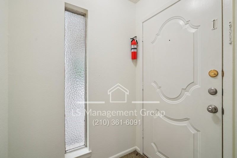 6604 Cherryleaf St - Photo 4 of 28